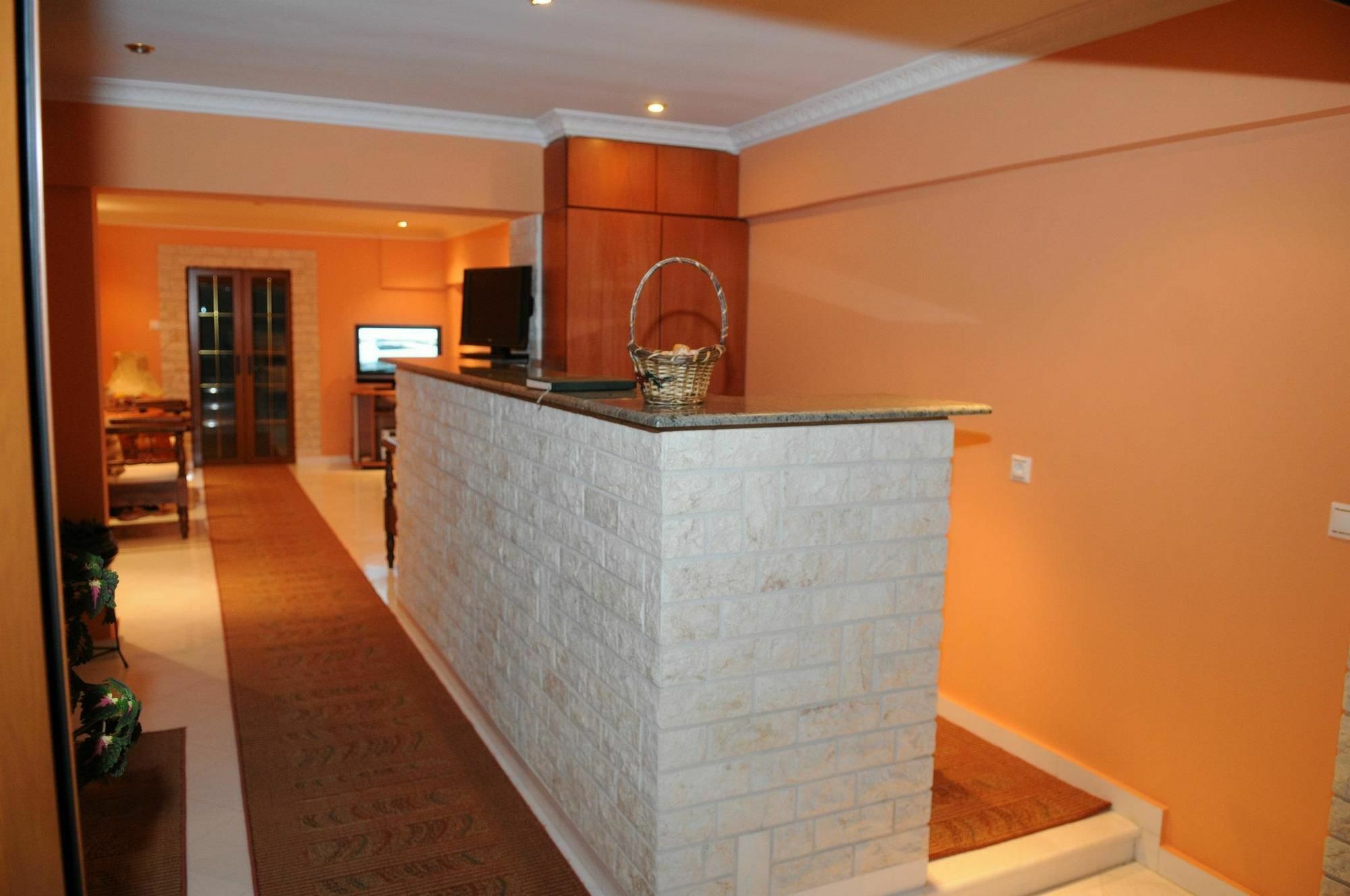 Sofia Apartments Mavrovoúnion Esterno foto